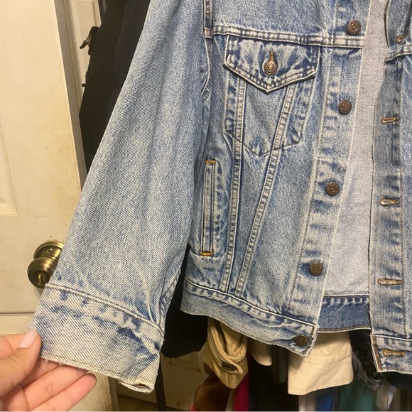 Levi’s Oversized Classic Denim Jacket - Picture 8 of 9